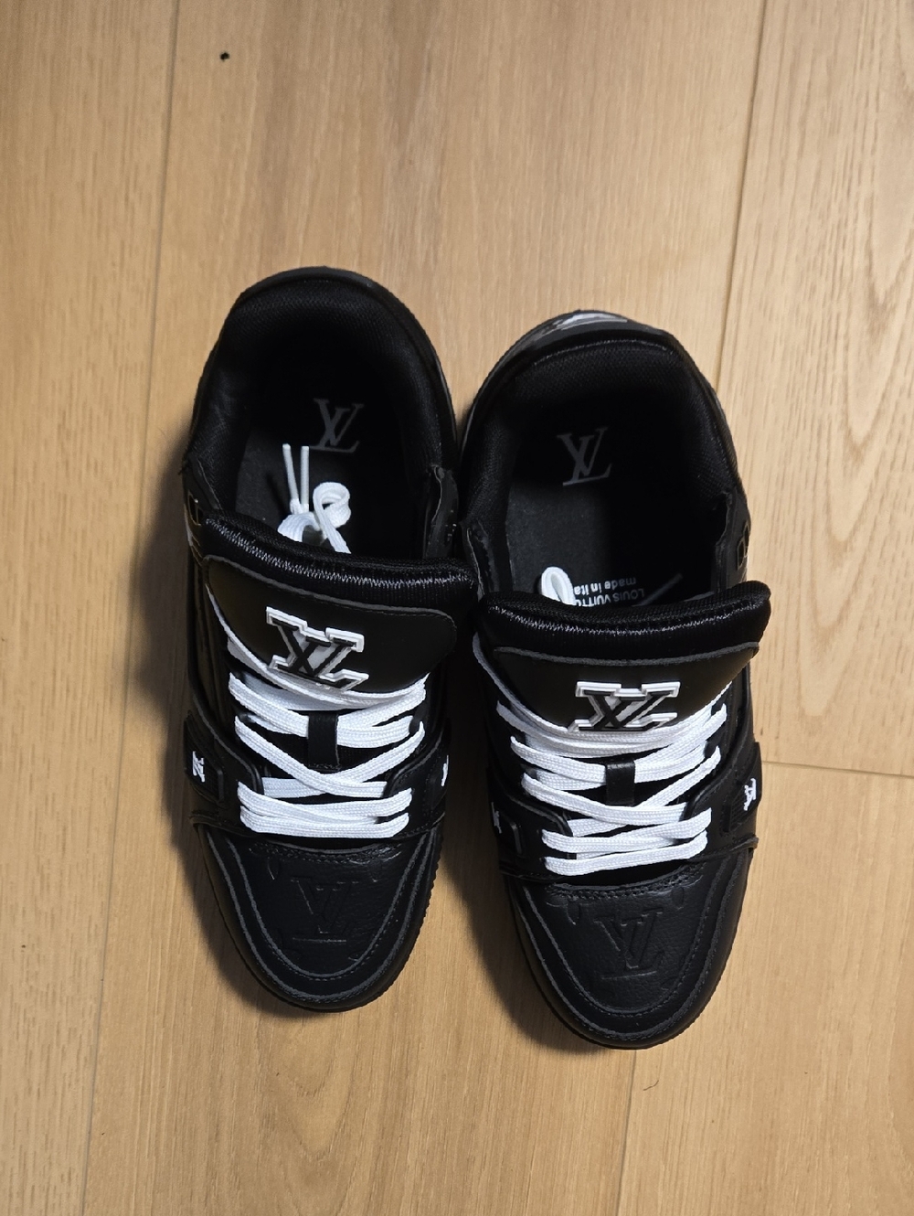 Louis Vuitton Mongral Black Trainers - Picture 2 of 9